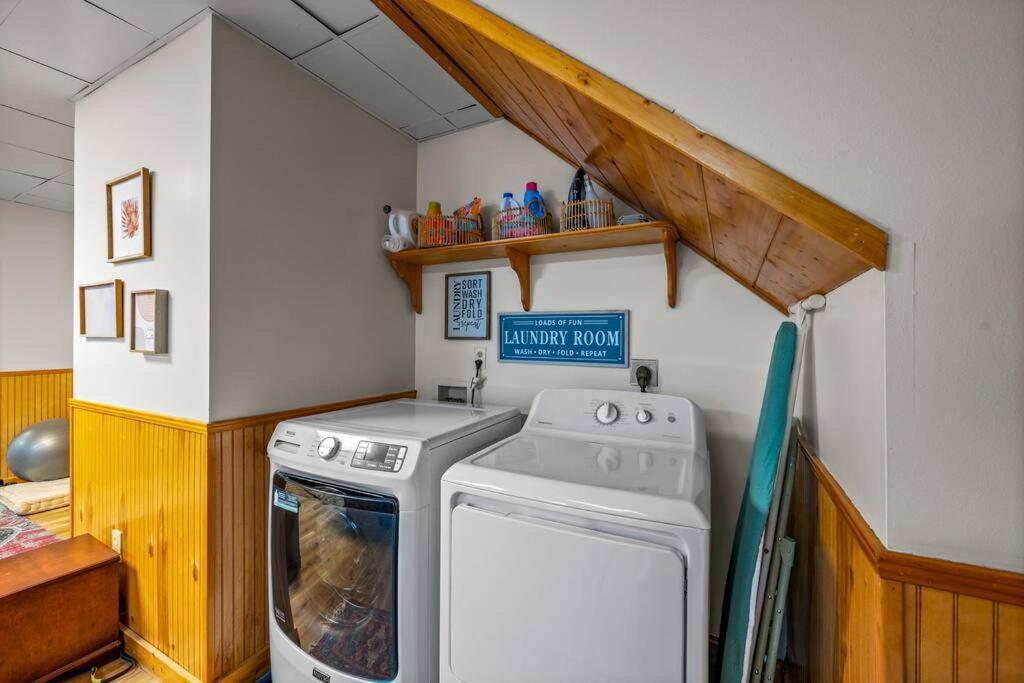 Log Cabin, Hot Tub, Fireplace, Pool Table & Views! Sevierville Luaran gambar